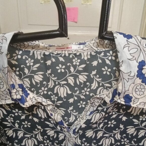 Johnny Was Sz S blue patterned long sleeve Silk top - loose fit - Picture 3 of 5